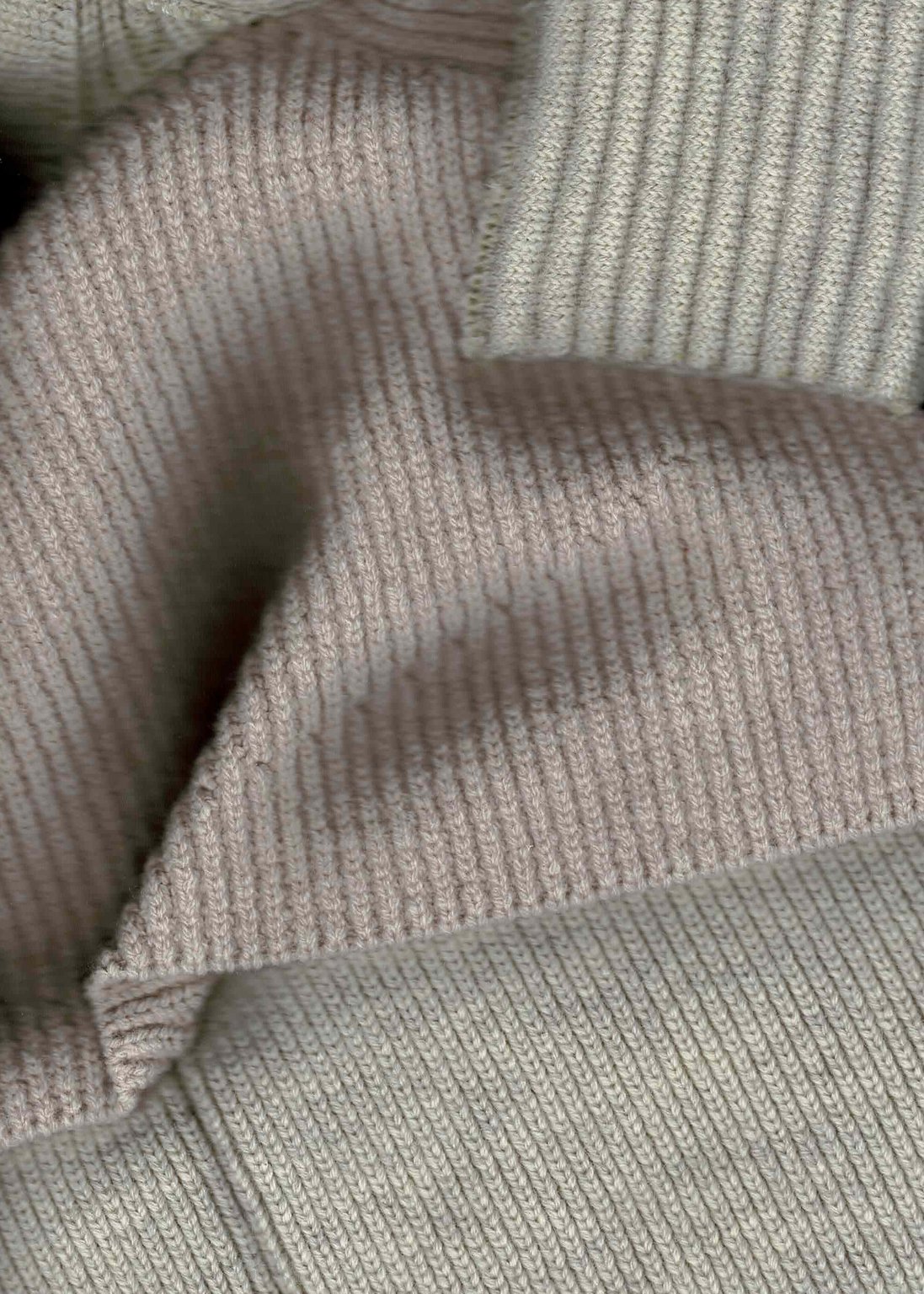 Samples Zipper Sweater knitwear collectif GAMUT